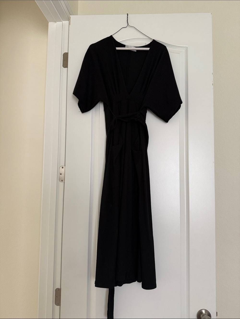 Urban Outfitters Kayla surplice wrap dress v-neckline with tie waist black M